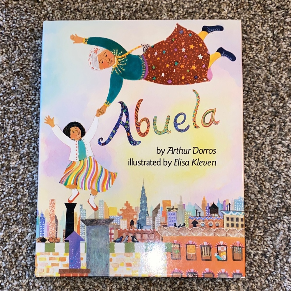 📚 Abuela Illustrated Children's Book - Colorful Cover Bin G - Picture 1 of 2